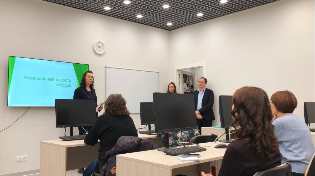 В МФЦ развивают образовательные и консультационные проекты1.jpg