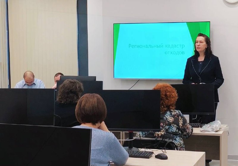 В МФЦ развивают образовательные и консультационные проекты2.jpg